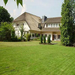 Hampshire Parkhotel - Moorhof 酒店 格罗瑙